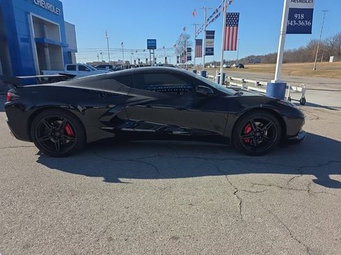 Used 2021 Chevrolet Corvette Stingray Coupe w/ Battery Protection Package image 4