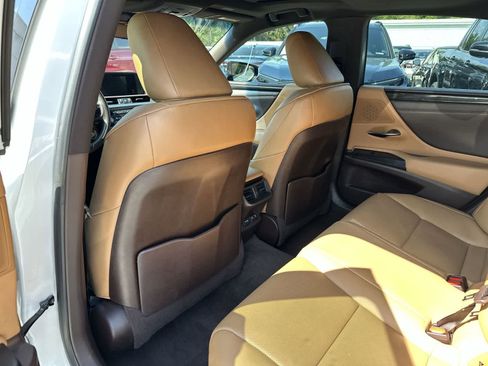 Used 2021 Lexus ES 350 w/ Accessory Package 2 image 12