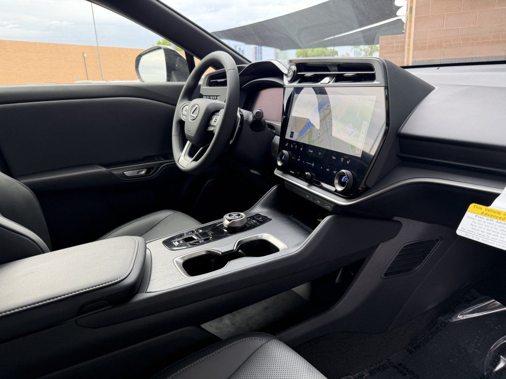 Used 2026 Lexus RZ 350e 2WD image 39