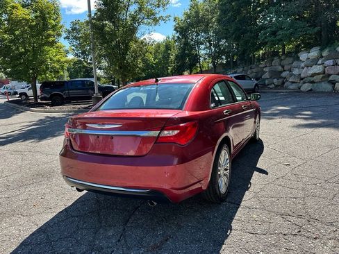 Used 2013 Chrysler 200 Limited w/ Sun/Sound Group FWD image 5