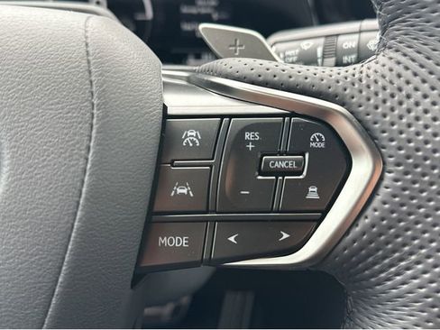 New 2026 Lexus TX 500h AWD image 34