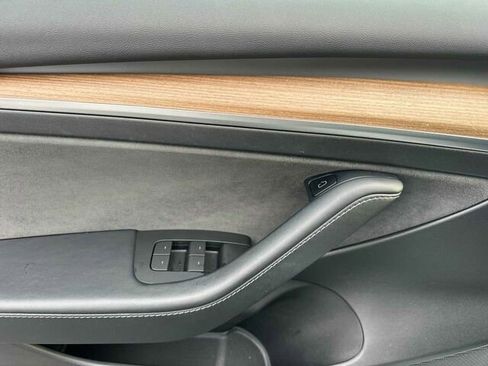 Used 2022 Tesla Model 3 Long Range image 13