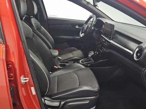 Used 2022 Kia Forte GT-Line w/ GT-Line Technology Package FWD image 9
