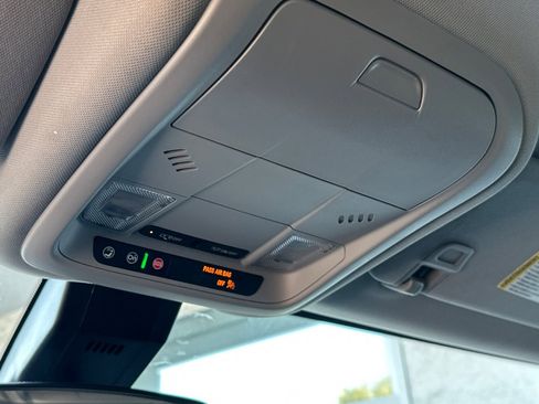 Used 2024 Chevrolet Equinox LT image 24