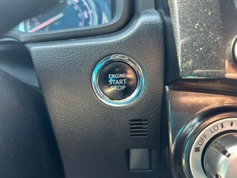 Used 2021 Toyota 4Runner Venture image 27