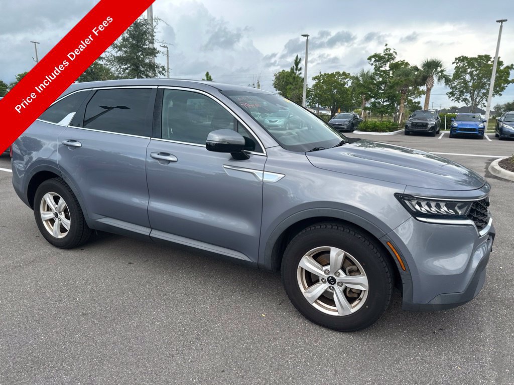 Used 2021 Kia Sorento LX FWD image 5