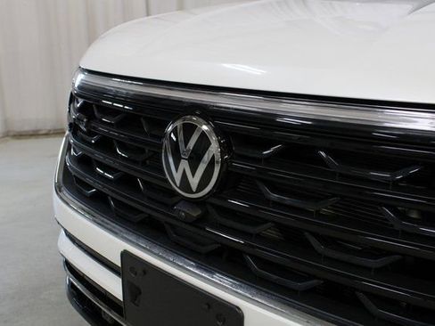 New 2026 Volkswagen Atlas Cross Sport SEL Premium R-Line image 34