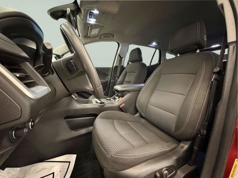 Used 2023 GMC Terrain SLE w/ Driver Convenience Package FWD image 21