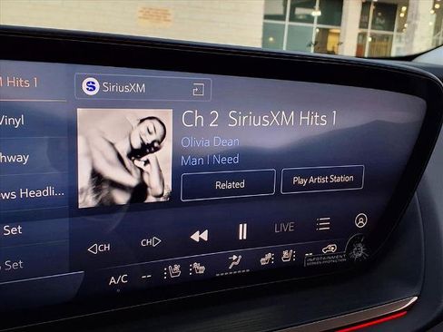 New 2026 Buick Envision Avenir image 7