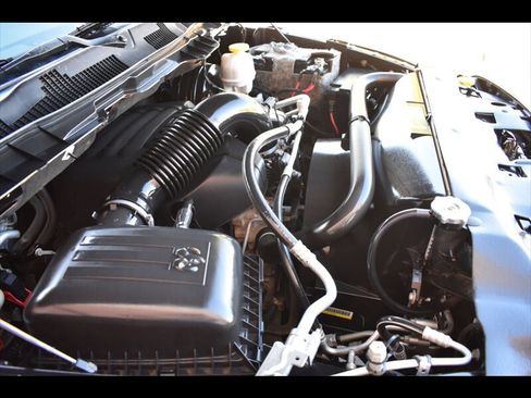 Used 2018 RAM 1500 Sport w/ Sport Premium Group image 40