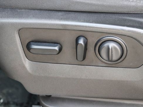 Used 2021 Chevrolet Silverado 1500 LT Trail Boss w/ Bed Protection Package image 21