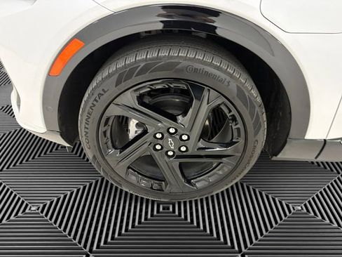 Certified 2025 Chevrolet Equinox EV RS w/ Active Safety Package 3 FWD image 9