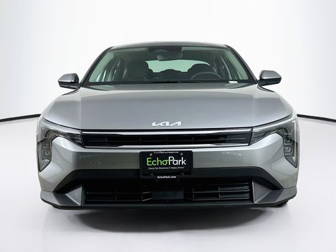 Used 2025 Kia K4 FWD image 2