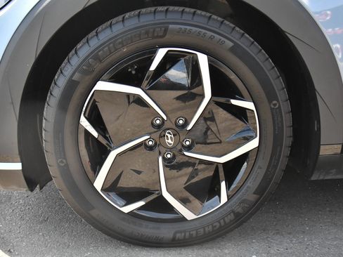 Used 2024 Hyundai Ioniq 5 SEL RWD image 12