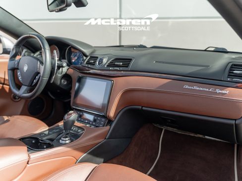 Used 2018 Maserati GranTurismo MC RWD image 18