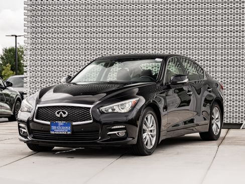 Used 2014 INFINITI Q50 Premium w/ Deluxe Touring Package AWD/4WD image 7