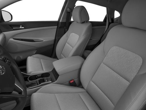 Used 2018 Hyundai Tucson SE w/ Cargo Package FWD image 9