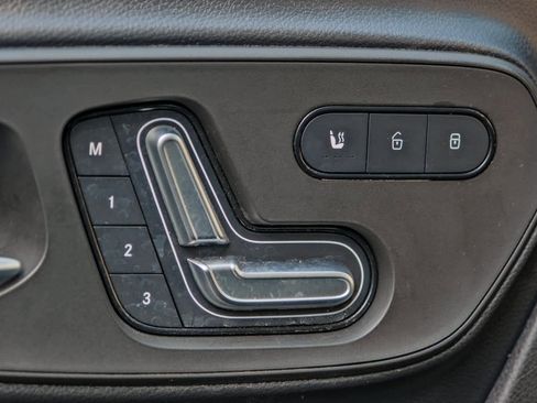 Used 2025 Mercedes-Benz Sprinter 2500 image 26