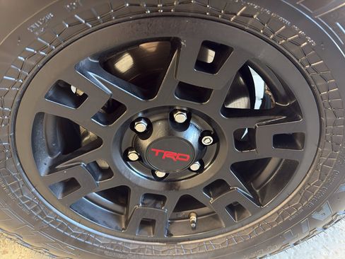 Used 2016 Toyota 4Runner TRD Pro AWD/4WD image 36