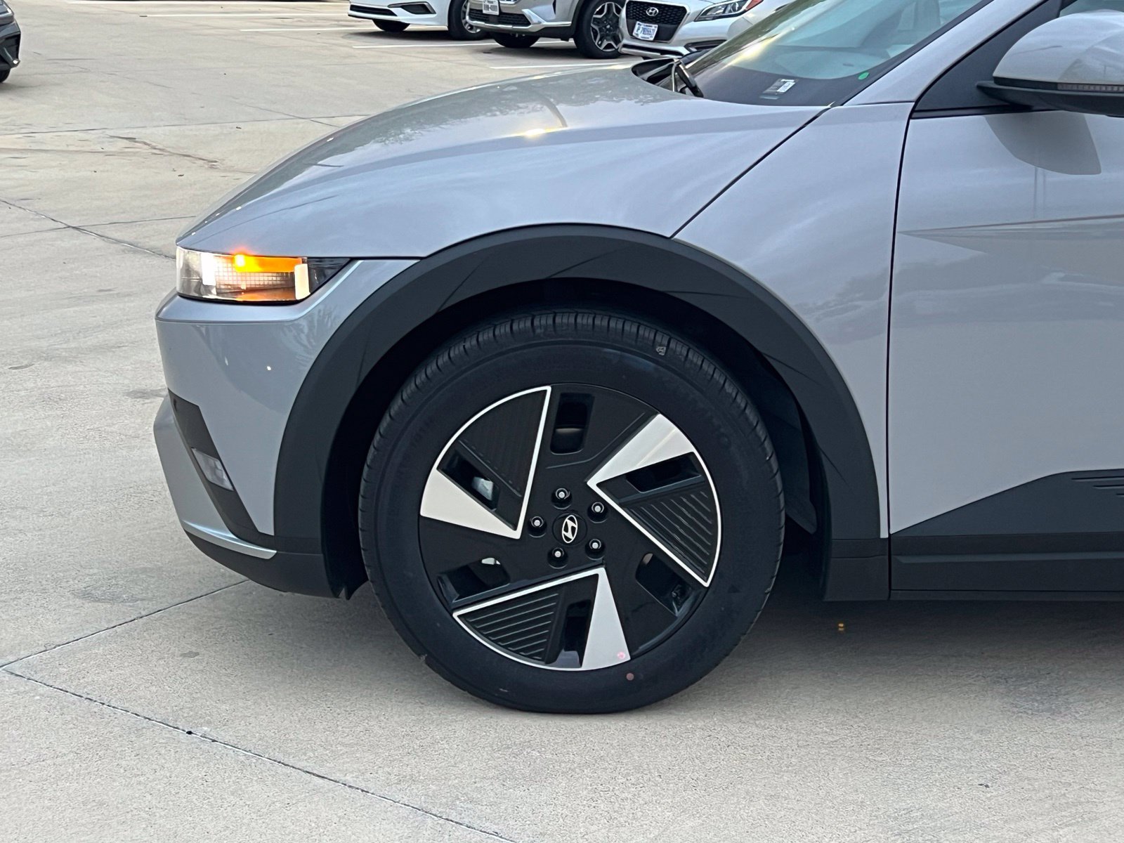 New 2027 Hyundai Ioniq 5 SEL RWD image 8