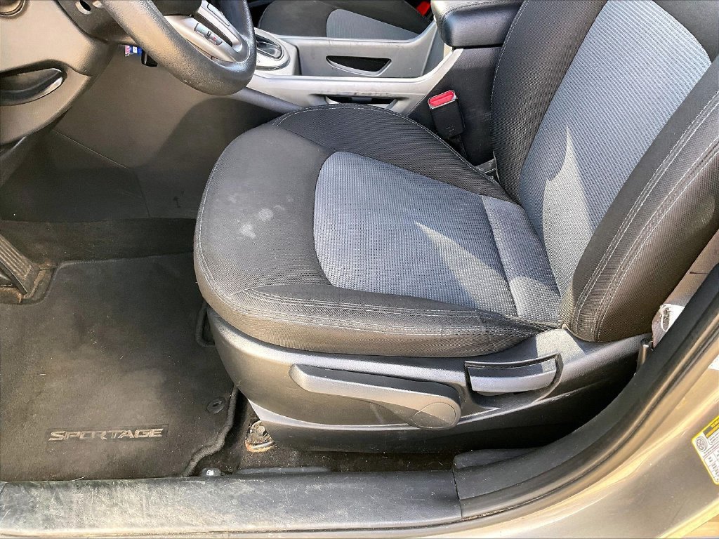 Used 2016 Kia Sportage LX AWD/4WD image 30