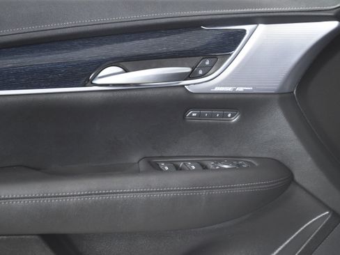 Used 2024 Cadillac XT5 Premium Luxury image 21