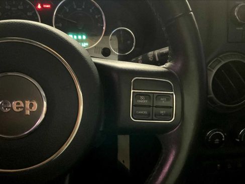 Used 2018 Jeep Wrangler Sport AWD/4WD image 24