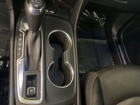 Used 2019 Chevrolet Equinox Premier FWD image 24