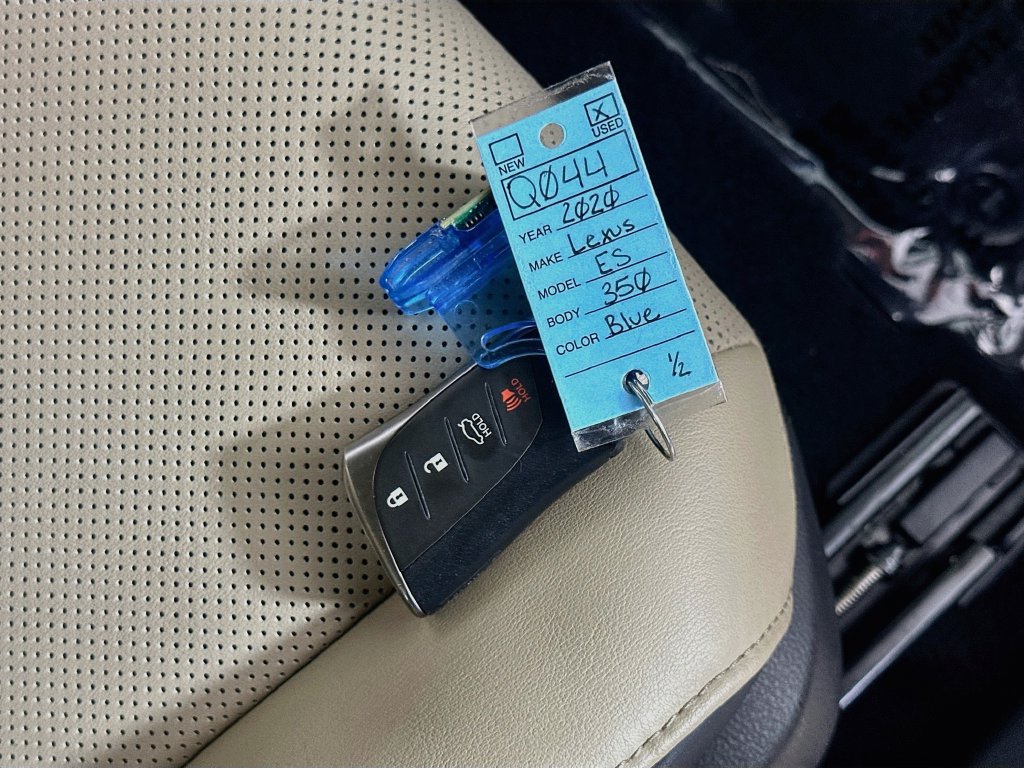 Used 2020 Lexus ES 350 w/ Premium Package FWD image 37
