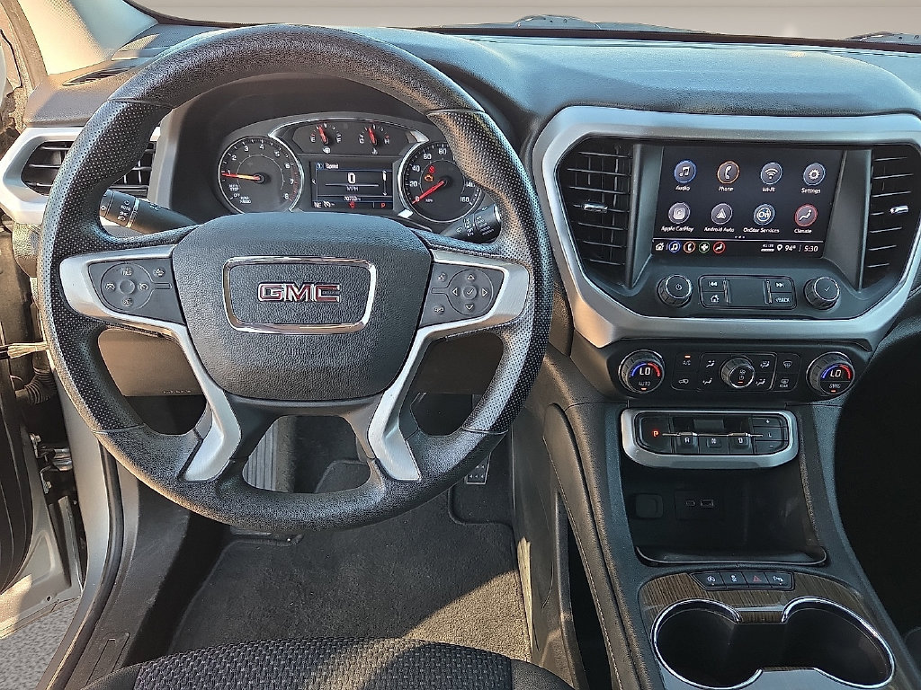 Used 2023 GMC Acadia SLE FWD image 13