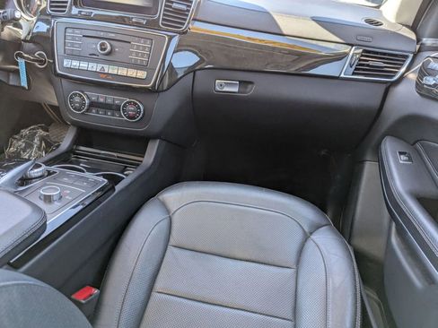 Used 2018 Mercedes-Benz GLS 550 4MATIC w/ Driver Assistance Package image 43