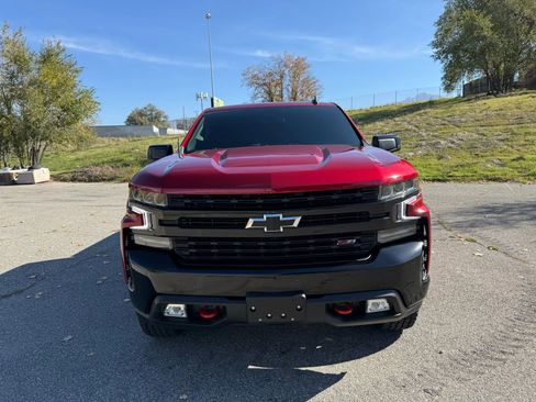 Used 2021 Chevrolet Silverado 1500 LT Trail Boss AWD/4WD image 2