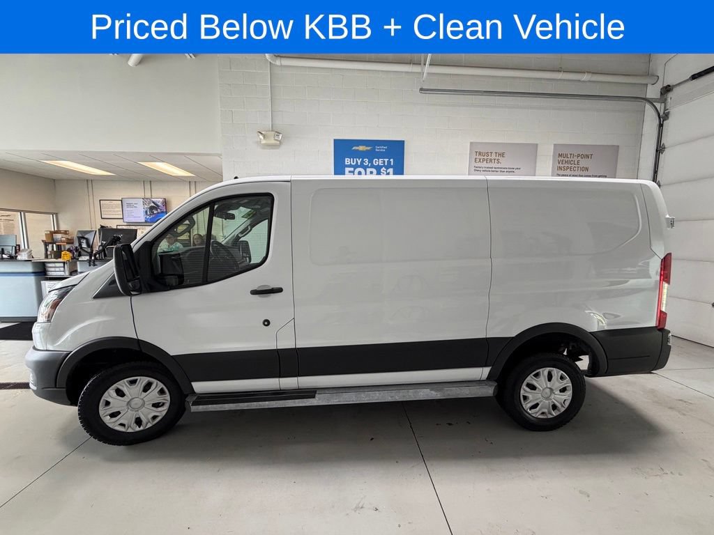 Used 2025 Ford Transit 250 Low Roof w/ Exterior Upgrade Package RWD image 3