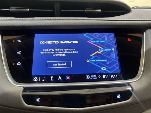 Certified 2024 Cadillac XT5 Premium Luxury w/ Technology Package FWD image 13