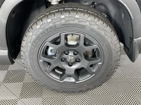 New 2025 Honda Pilot TrailSport image 23