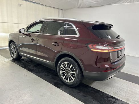 Used 2023 Lincoln Nautilus AWD w/ Premium Package image 7