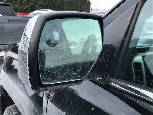 Used 2017 GMC Sierra 1500 Denali w/ Denali Ultimate Package image 8