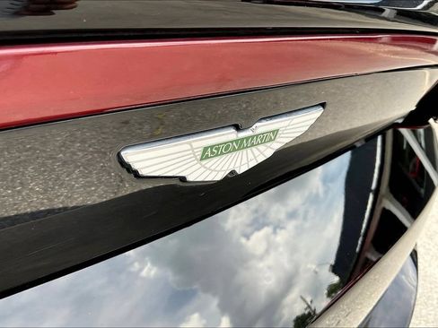 Used 2019 Aston Martin V8 Vantage Coupe RWD image 21