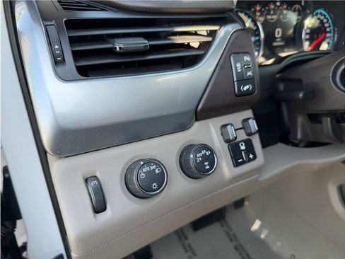 Used 2017 Chevrolet Tahoe LT AWD/4WD image 35