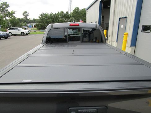 Used 2021 Toyota Tacoma SR w/ SX Package AWD/4WD image 10