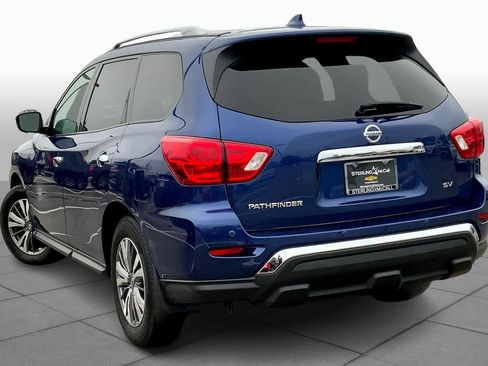 Used 2020 Nissan Pathfinder SV FWD image 11