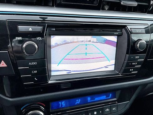 Used 2015 Toyota Corolla S image 27