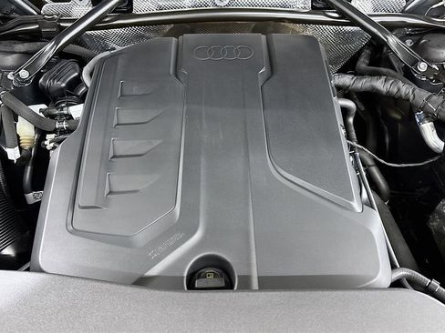 Used 2025 Audi Q5 Premium w/ Convenience Package image 22