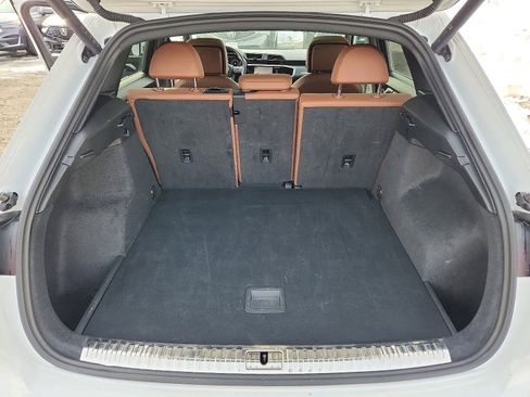 Used 2025 Audi Q3 2.0T Premium image 29