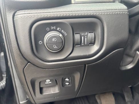 Used 2019 RAM 1500 Limited AWD/4WD image 15