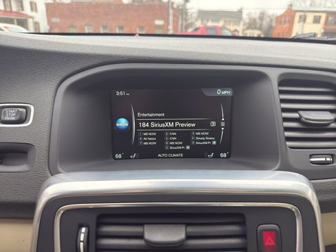 Used 2016 Volvo S60 T5 Premier image 23