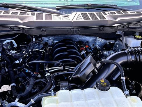 Used 2024 Ford F150 Lariat w/ FX4 Off-Road Package AWD/4WD image 33
