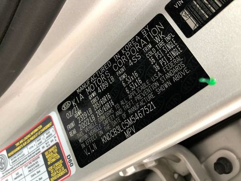 Used 2021 Kia Niro LXS FWD image 30