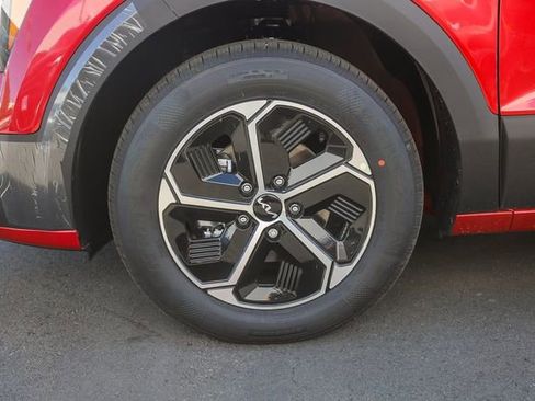 New 2026 Kia Niro LX FWD image 19