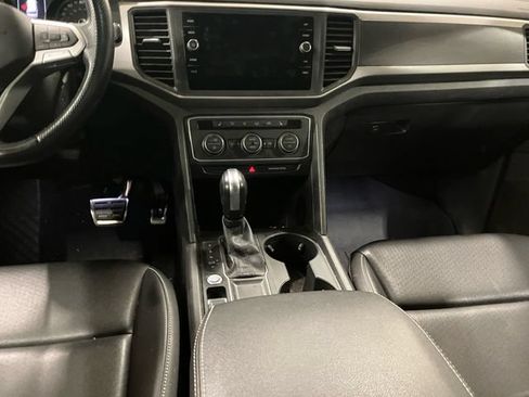 Used 2021 Volkswagen Atlas SE FWD image 14